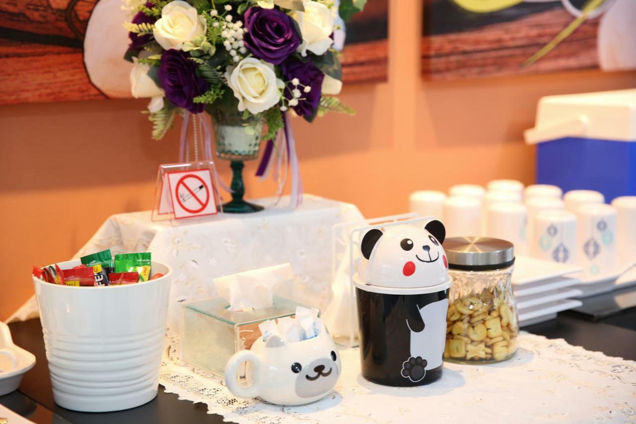 Lucky Panda Hotel Chiang Mai Extérieur photo