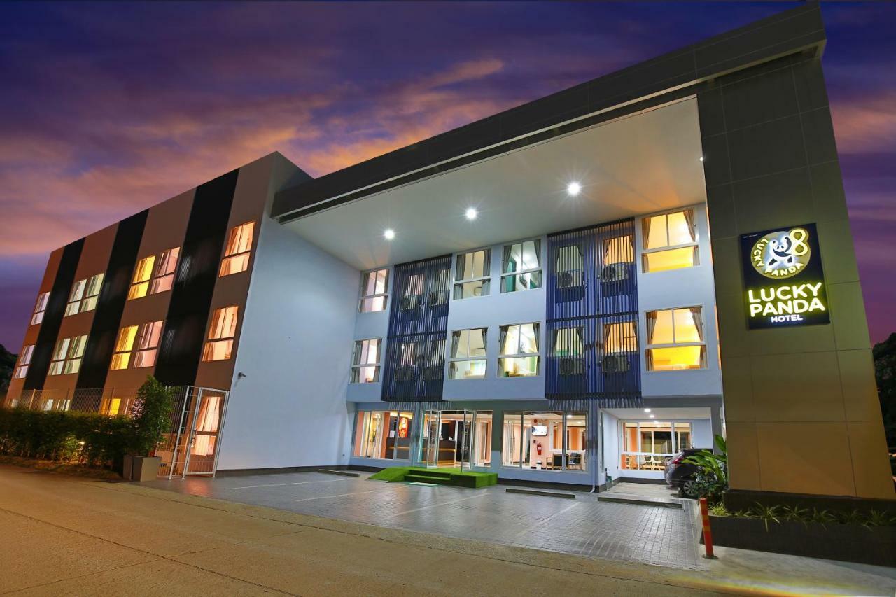 Lucky Panda Hotel Chiang Mai Extérieur photo